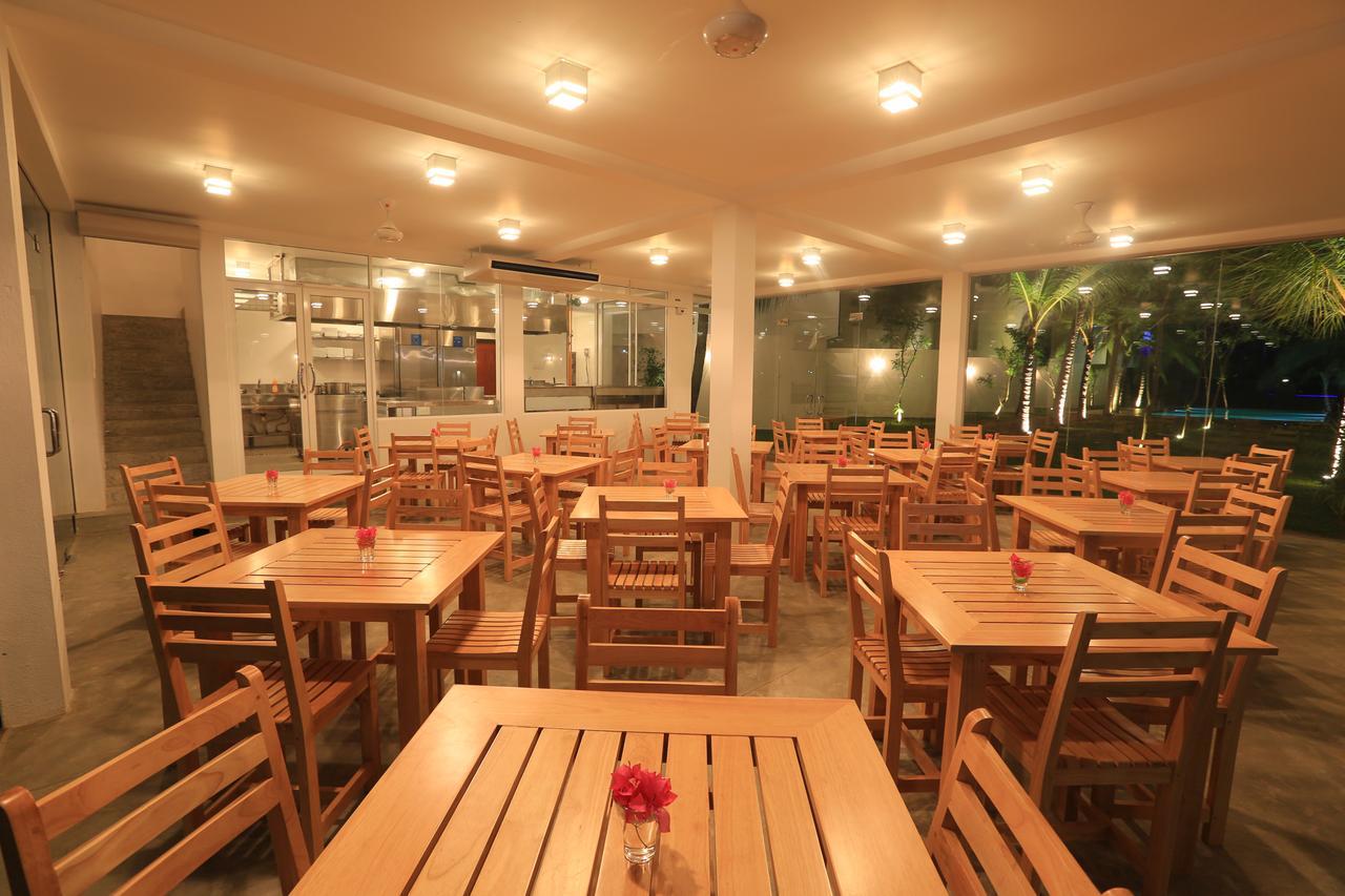 Arugambay Roccos Hotel Arugam Bay Luaran gambar